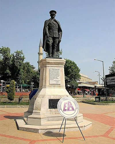 Atatürk Anıtı