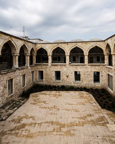 Deveci Hanı